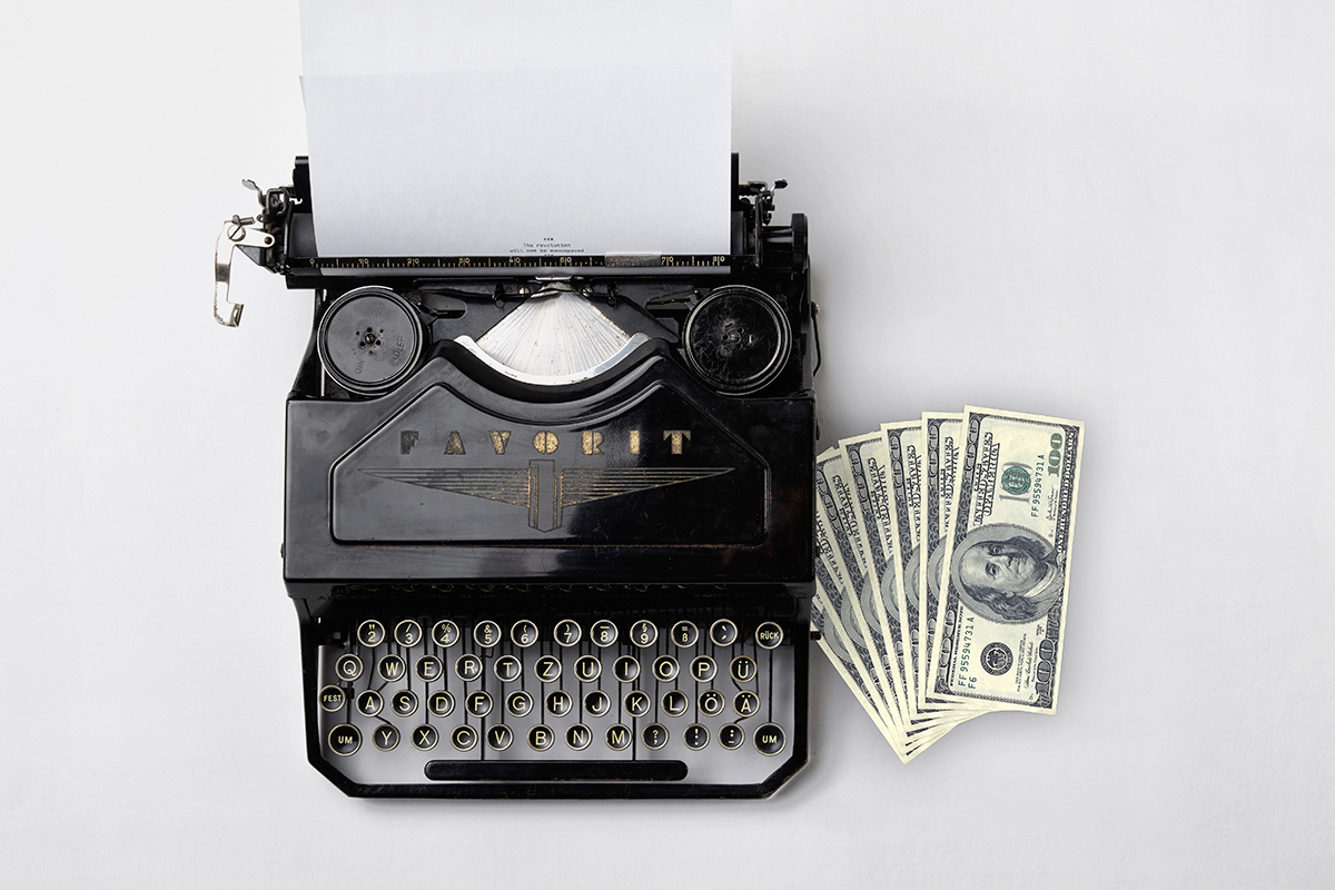 How Much Money Does a Court Reporter Make?